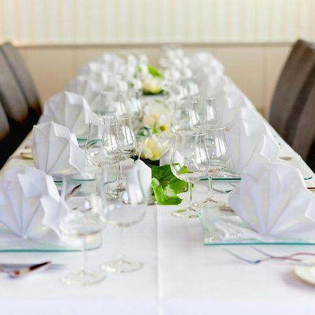 Hotel Klinkner エンメルスハウゼン エクステリア 写真